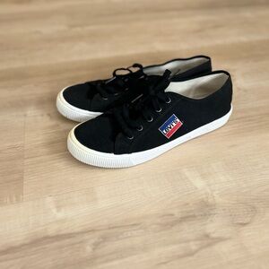 Levi's Classic Black Canvas Shoes